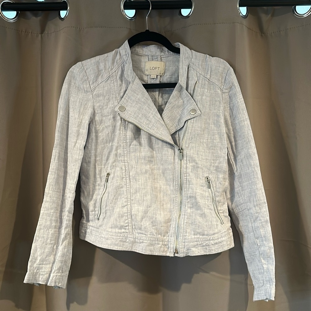 Light weight jacket